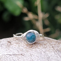 Apatite Twisted Cyclops Ring